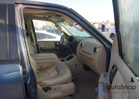 2004 Ford Expedition Eddie Bauer z USA, uszkodzony, nr VIN 1FMPU17L14LB31365